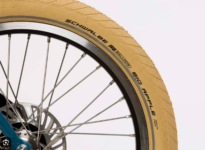 Schwalbe Big Apple Plus Reflective 28X2.0 Inch TAN