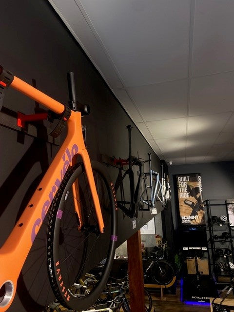 Cervelo 25 Soloist Ltd Frameset & Reserve Wheelset (last one in size 56)